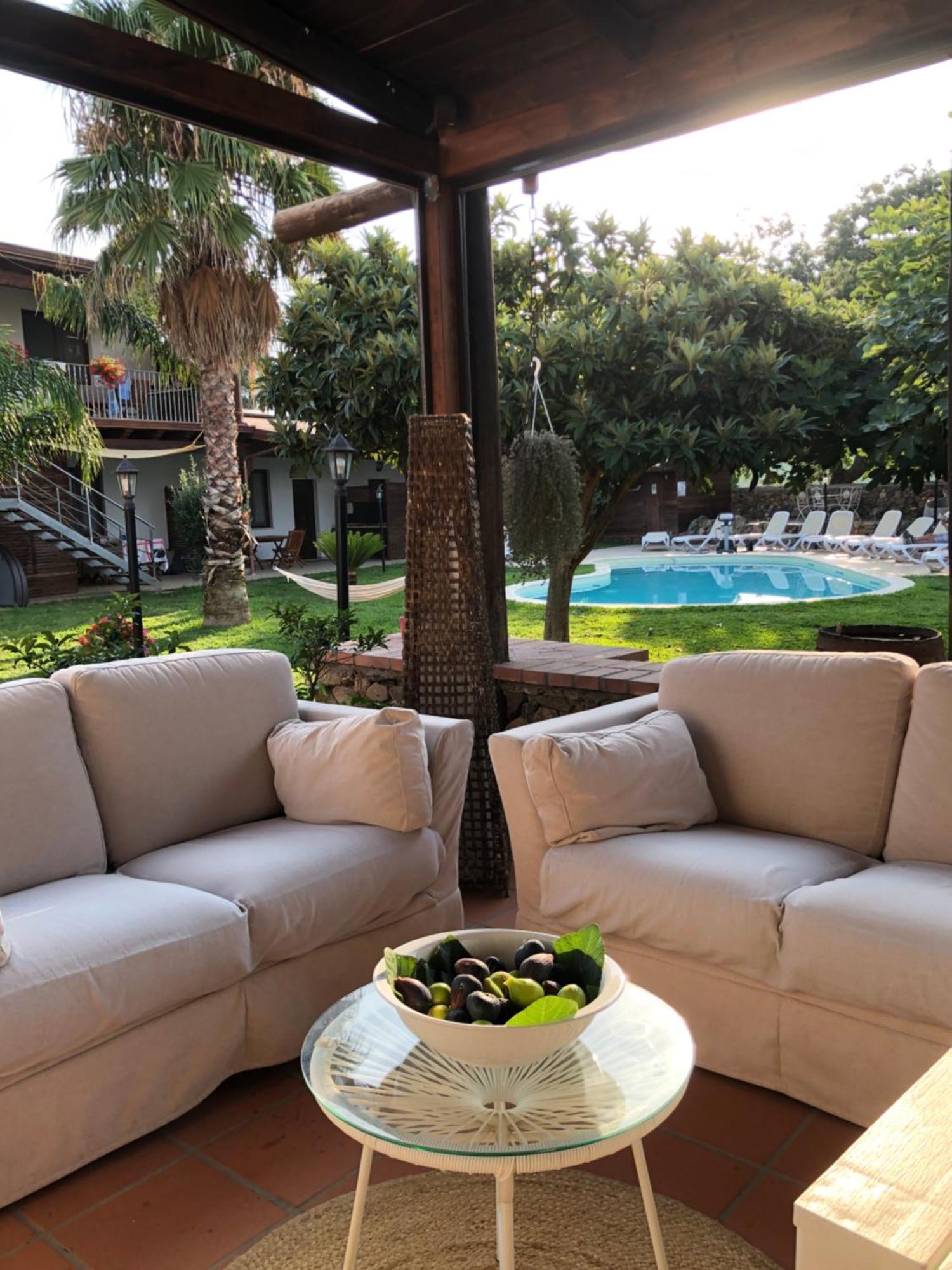 ジッツェリーア Casale Calabria Bed & Breakfast エクステリア 写真