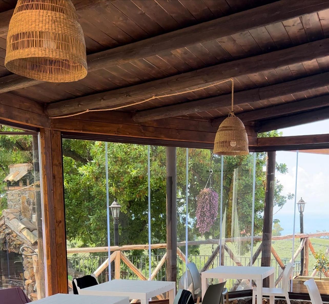 ジッツェリーア Casale Calabria Bed & Breakfast エクステリア 写真
