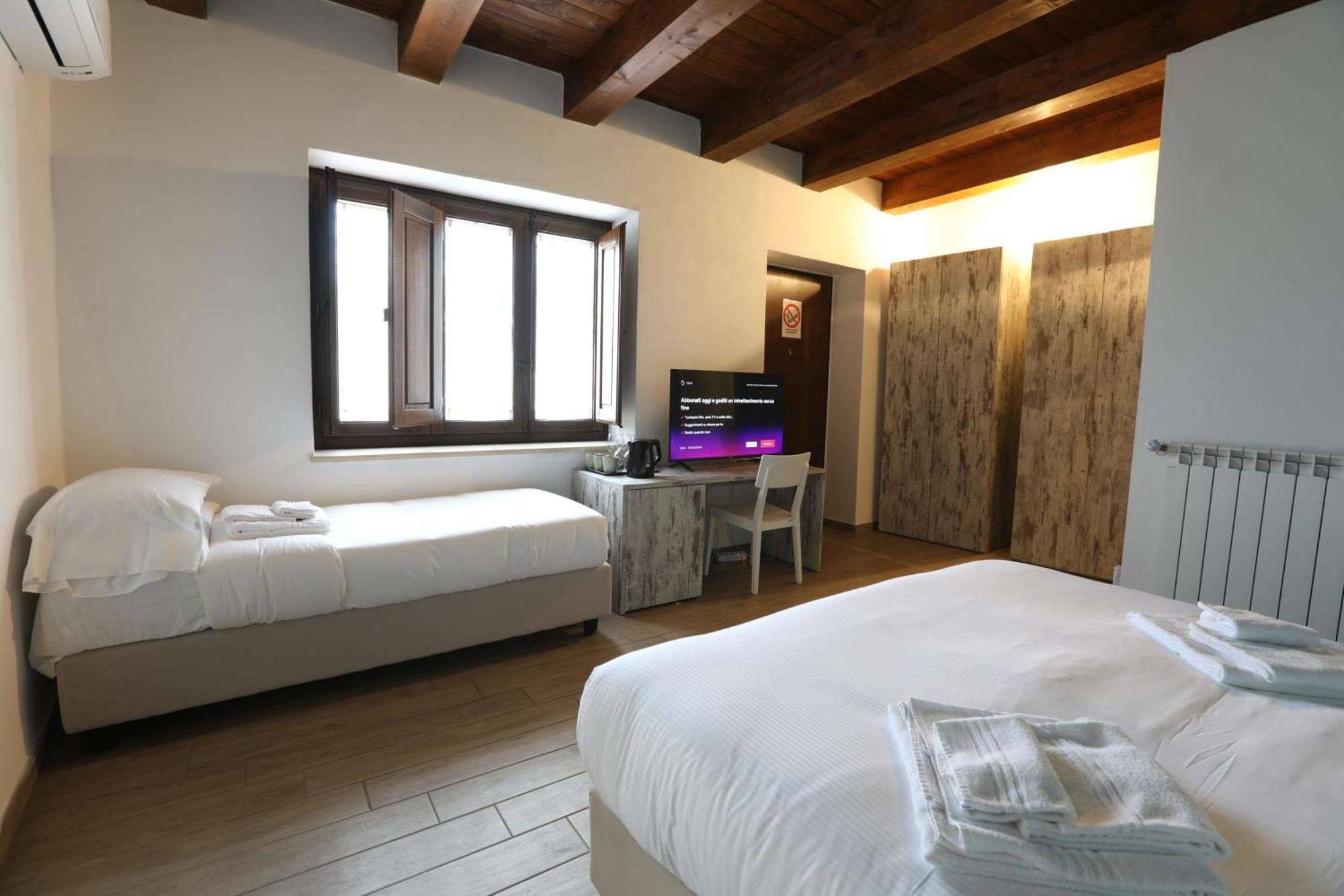 ジッツェリーア Casale Calabria Bed & Breakfast エクステリア 写真