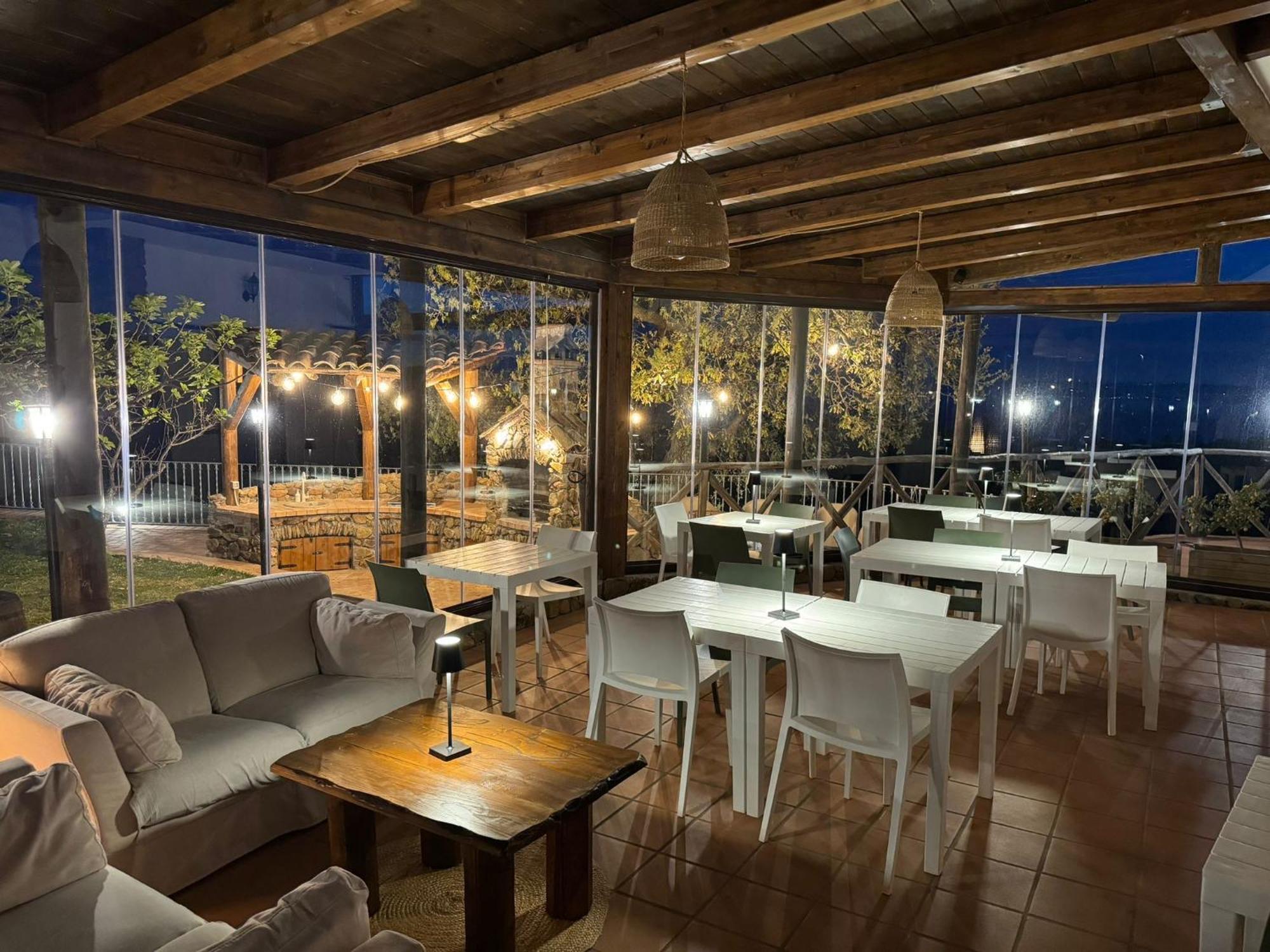 ジッツェリーア Casale Calabria Bed & Breakfast エクステリア 写真