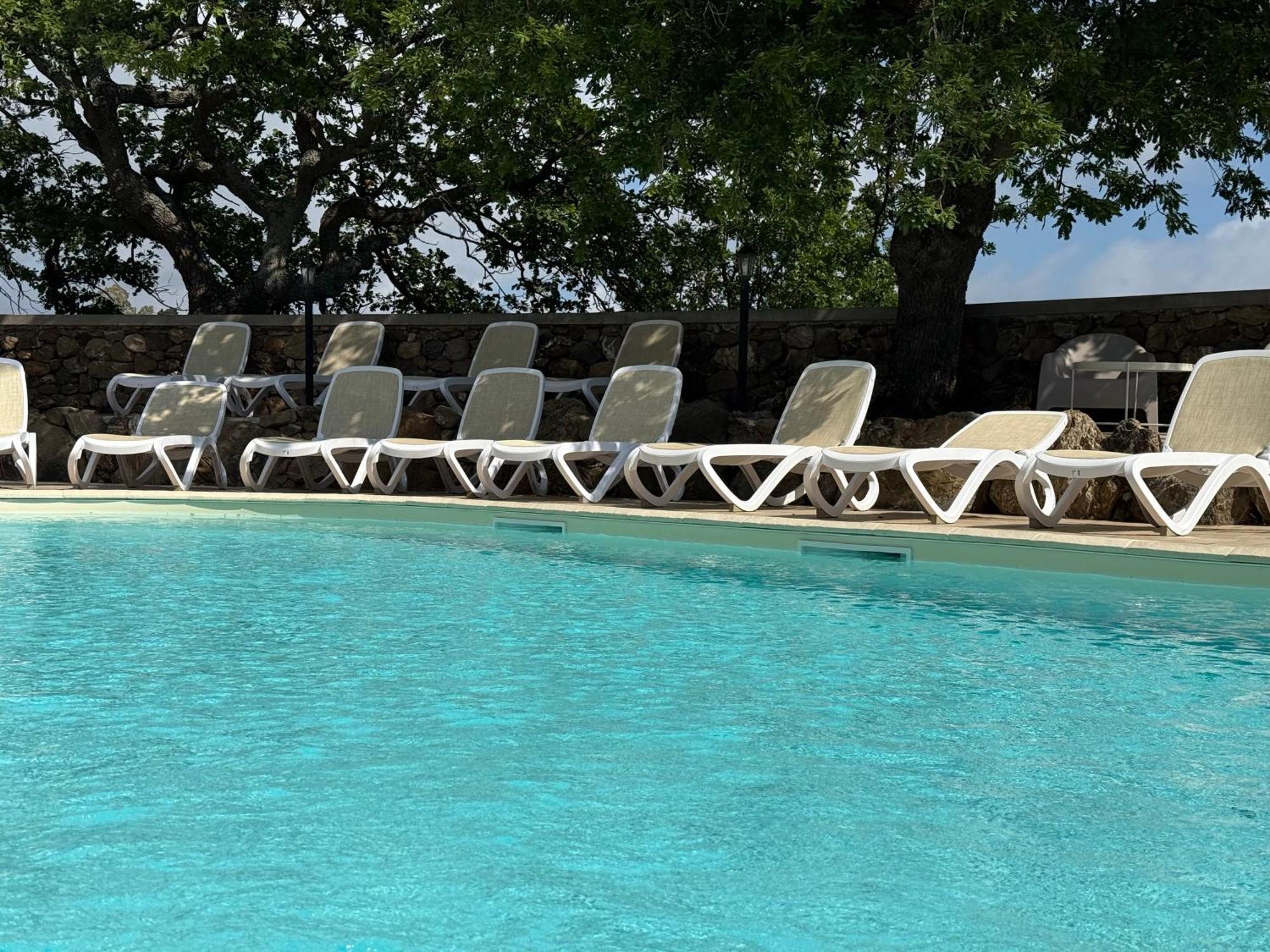ジッツェリーア Casale Calabria Bed & Breakfast エクステリア 写真