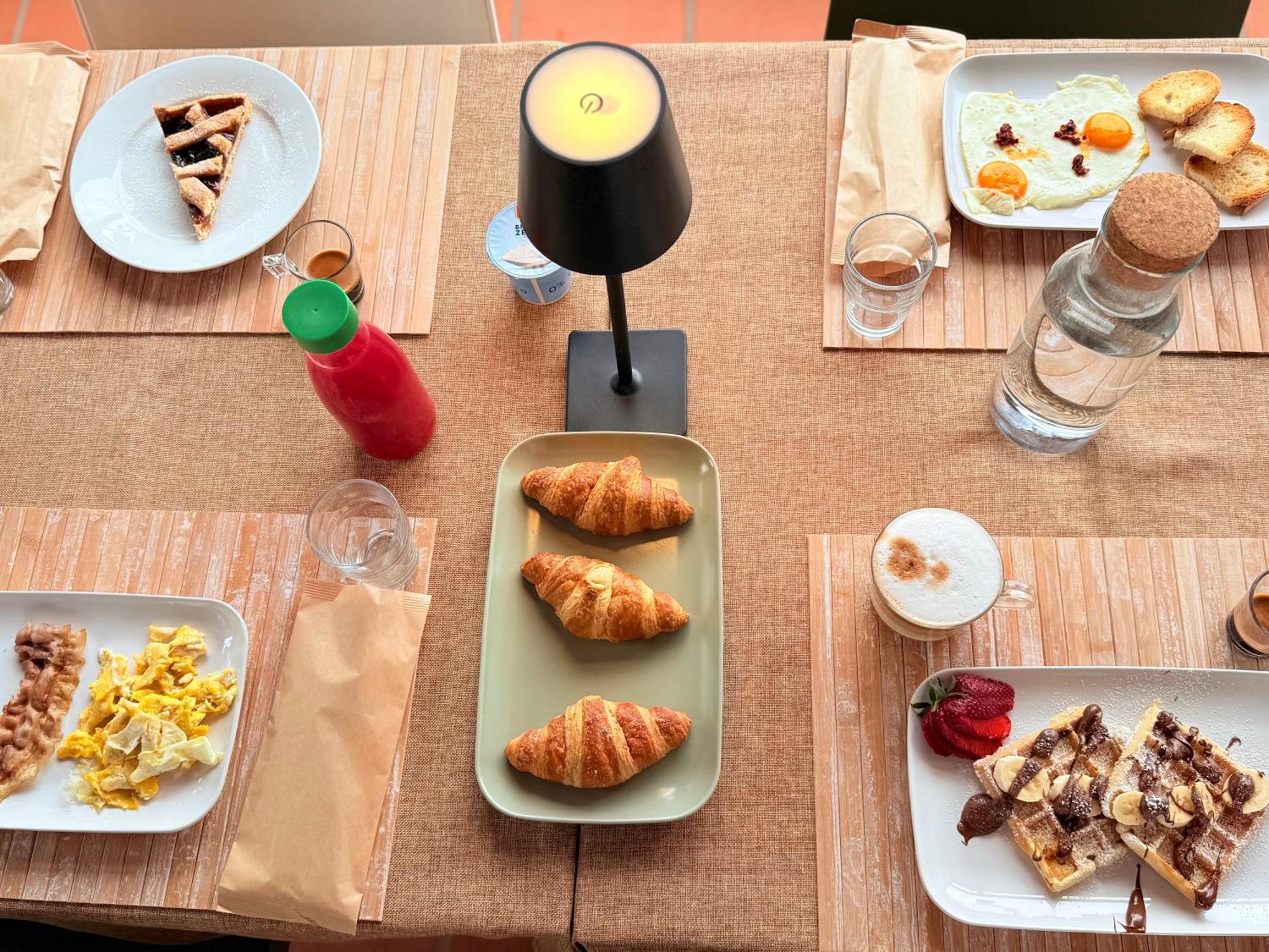 ジッツェリーア Casale Calabria Bed & Breakfast エクステリア 写真