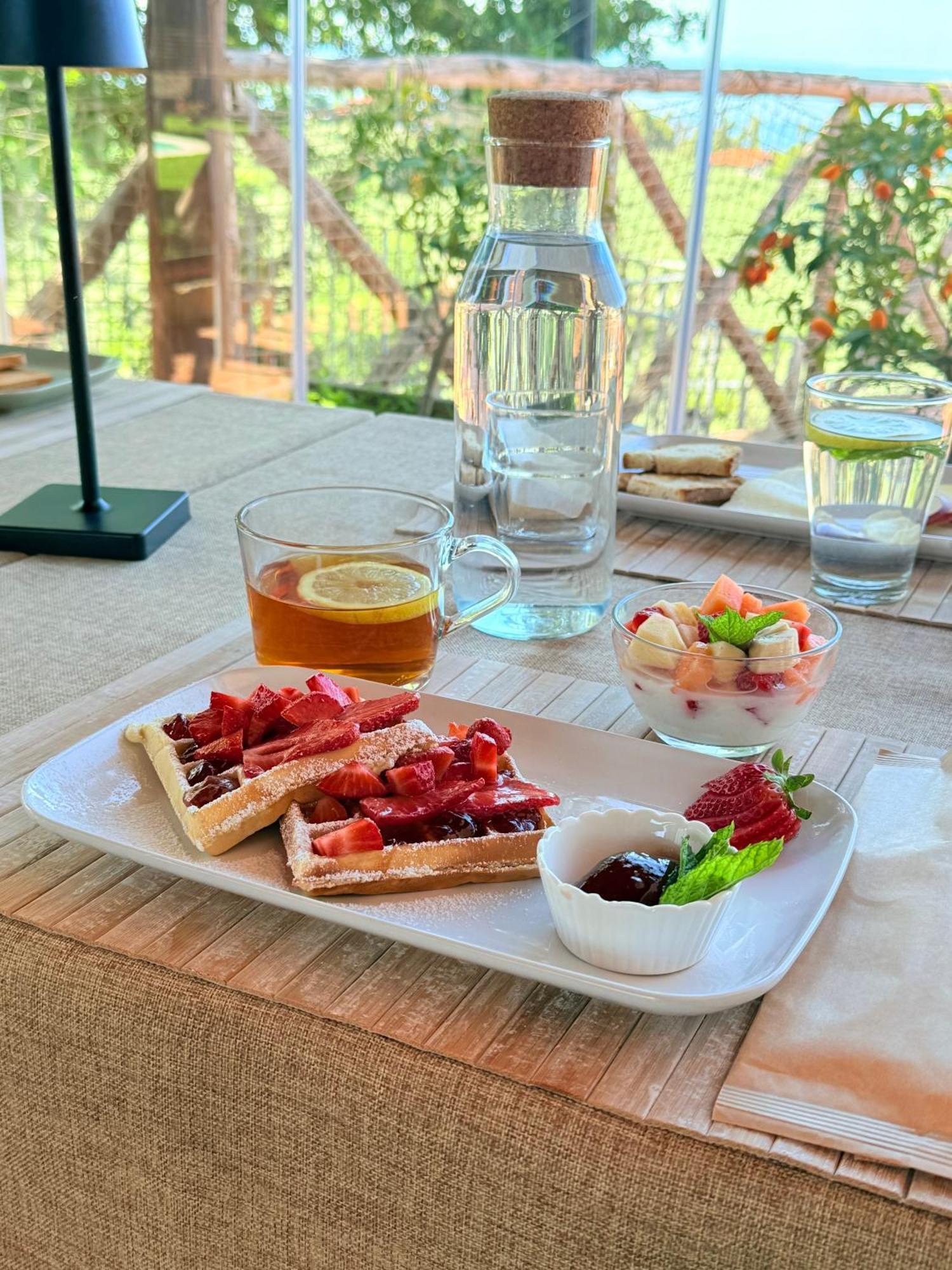 ジッツェリーア Casale Calabria Bed & Breakfast エクステリア 写真